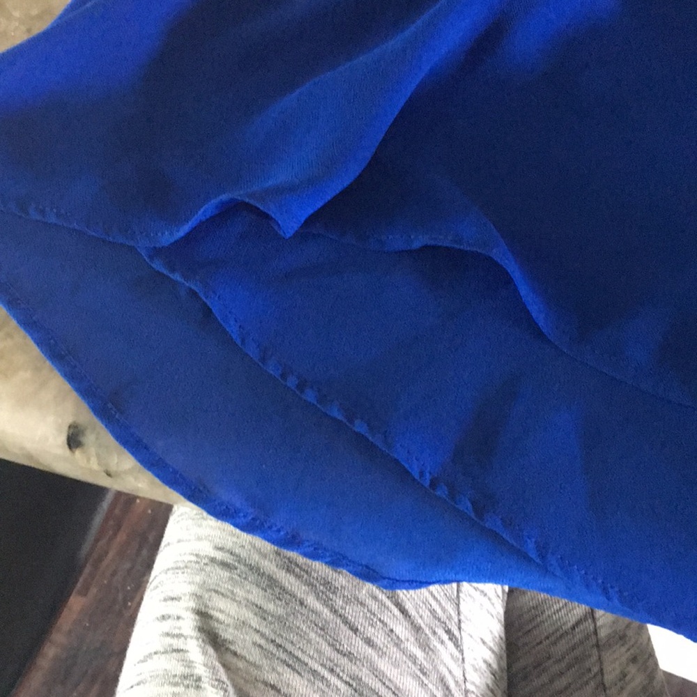 Blue top - Picture 3 of 5